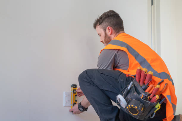 Best Commercial Electrician Services  in South Hill, WA